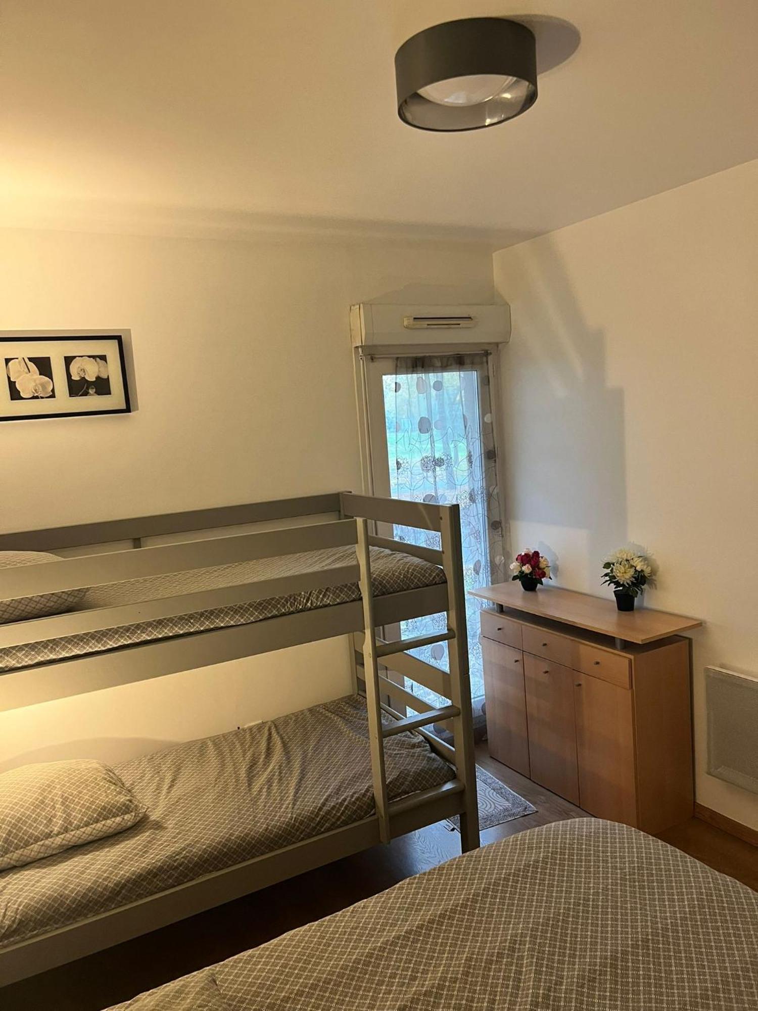 Appartement 5Min Gare Rer Disneyland Paris Val D'Europe La Vallee Village Parking Inclus Montévrain Exteriér fotografie